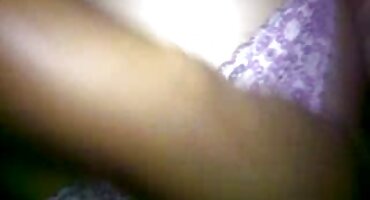 đồ lót sex Cô phim làm tình gái đặt ra huấn luyện viên quần vợt cho tình dục.